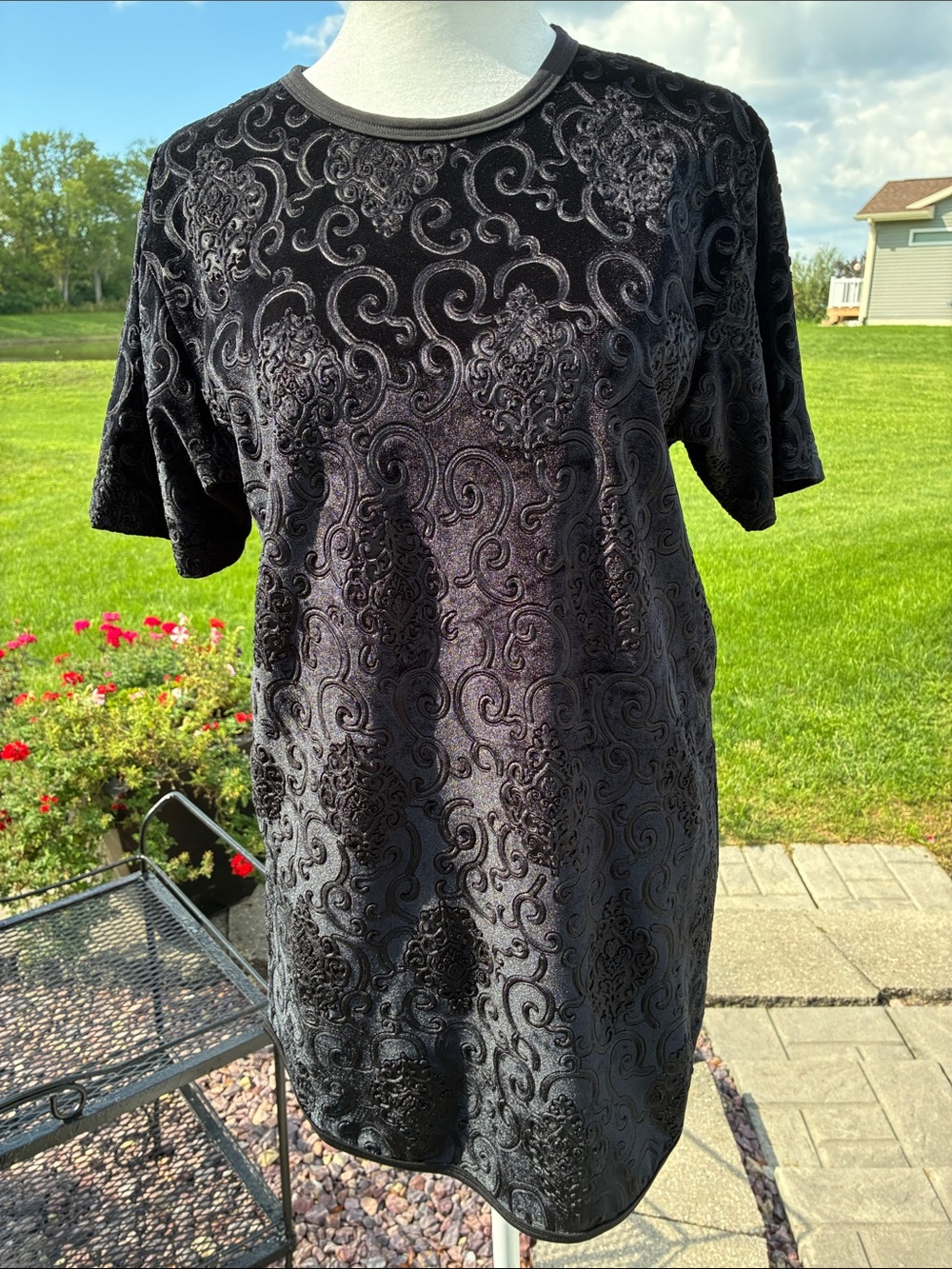 ALVAJO Black Velvet Embossed Short Sleeve Tunic Top XS